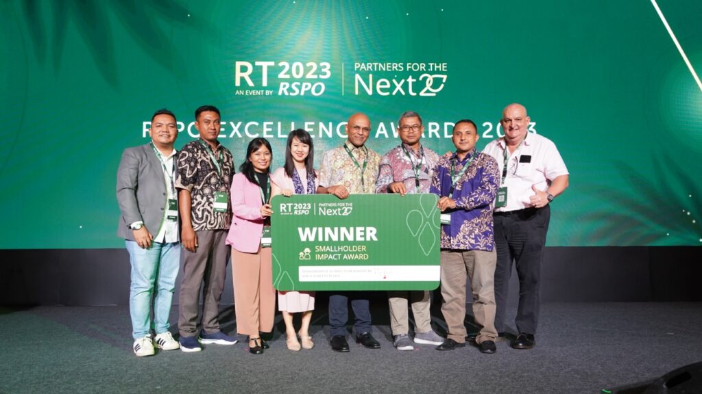 Musim Mas And GAPSIMA, The Largest RSPO-Certified Independent Smallholders Association Clinches The RSPO Excellence Award For Smallholder Impact