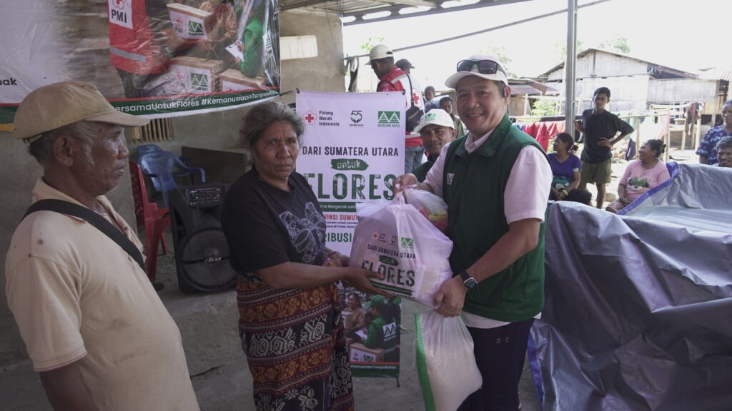 Musim Mas Bekerja sama dengan PMI Sumatera Utara Hadirkan Bantuan Kemanusiaan bagi 2.000 Keluarga Terdampak Gempa Flores